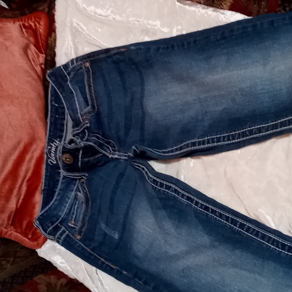 Vanity Jeans - Picture 4 of 13